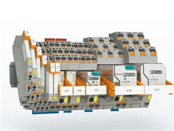 采用插拔式连接的工业继电器系统